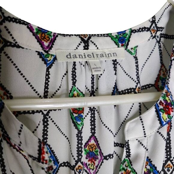 Daniel Rainn Boho Print Short Sleeve Button Down Blouse - Picture 10 of 10